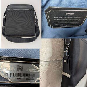 Tumi Arrivé Lucas Crossbody Messenger Bag Black - New, But JDG.....